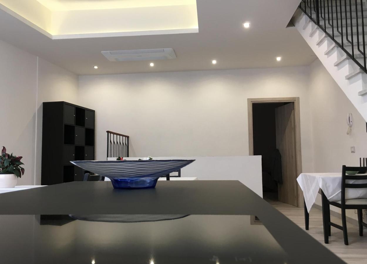Dimora Conte Bed & Breakfast La Maddalena  Exterior photo