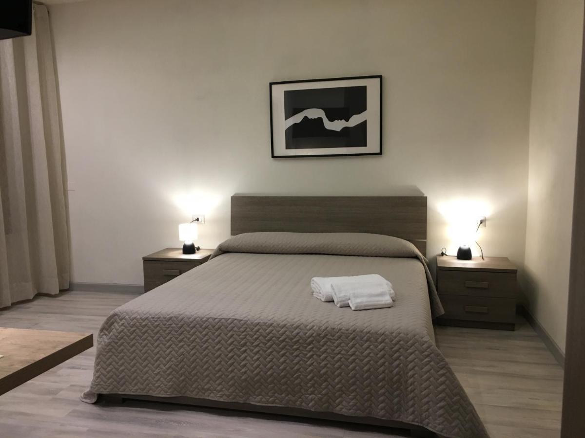 Dimora Conte Bed & Breakfast La Maddalena  Exterior photo
